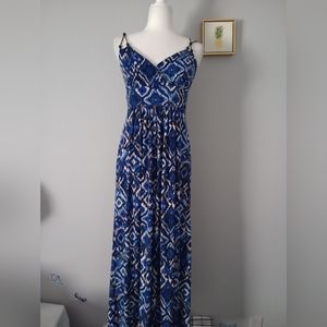Maxi Dress Women AMERICAN LIVING   Color blue  Size  2 Good Condition Sleeveless